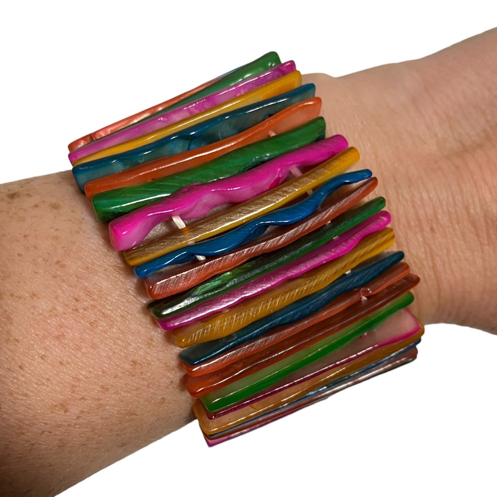Shell Multi Color Bracelet Cuff - Picture 2 of 4
